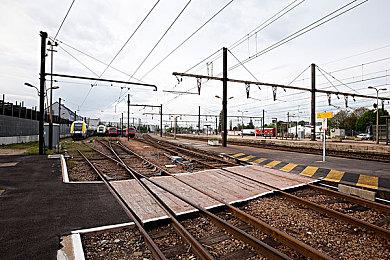 召唤邪神！《以邪神之名》即将开启可爱诡谲的Roguelite邪教模拟新体验